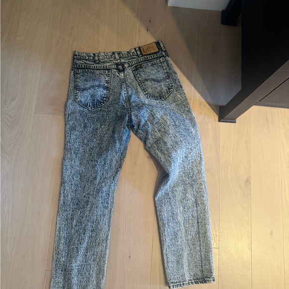 High Rise Acid Wash Jeans - Picture 2 of 2